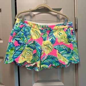 Lilly Pulitzer - Tropical Leaf Print Women's Shorts